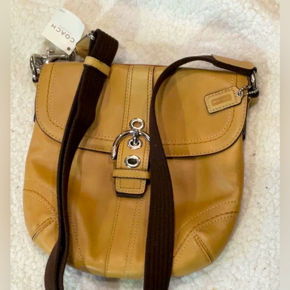 rare vintage Coach crossbody -Tan Leather NWT
